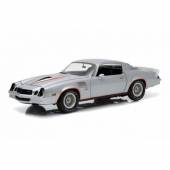 Macheta auto CHEVROLET CAMARO Z/28 (1978) 1:18 argintiu Greenlight Collectibles