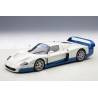 Macheta auto MASERATI MC12 Road Presentation Car (2004) 1:18 alb-albastru AutoArt