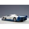 Macheta auto MASERATI MC12 Road Presentation Car (2004) 1:18 alb-albastru AutoArt