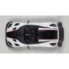 Macheta auto KOENIGSEGG One:1 (2014) 1:18 alb AutoArt