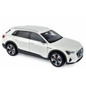 Macheta auto AUDI E-Tron (2019) 1:18 alb metalizat Norev