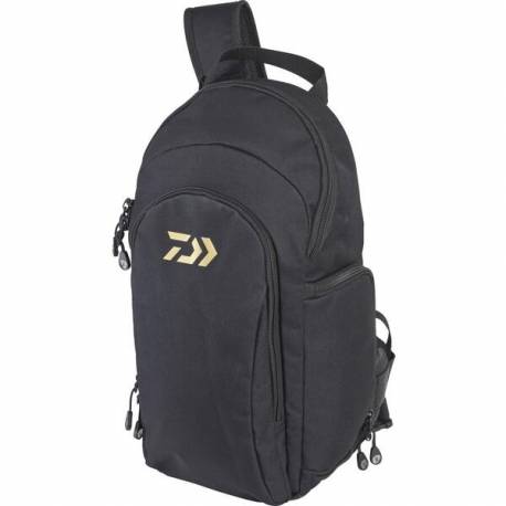 RUCSAC DAIWA BLACK/GOLD 20X15X45CM