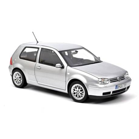Macheta auto VOLKSWAGEN Golf 4 GTi (1998) 1:18 silver