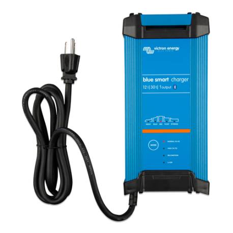 Blue Smart IP22 Charger 12/30 (1)