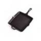 Tigaie grill patrata din fonta cu maner Camp Chef, 28 cm